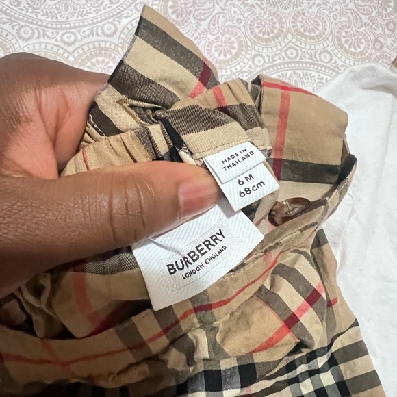 Authentic two piece baby burberry outfit - Picture 5 of 6